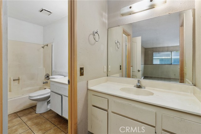 Detail Gallery Image 25 of 39 For 3088 Gladstone St #4,  Pomona,  CA 91767 - 2 Beds | 1 Baths