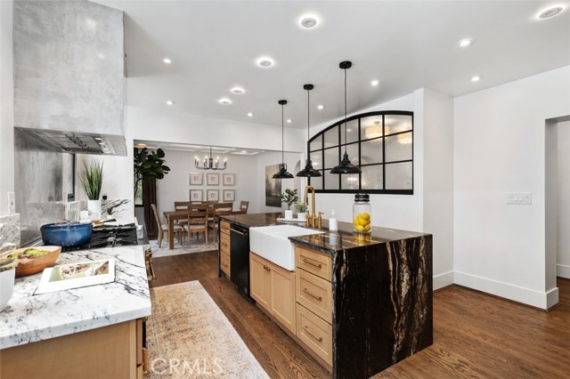 6373 W 6TH Street, Los Angeles CA: https://media.crmls.org/medias/377f0d56-d85b-4c98-af95-389e38553613.jpg