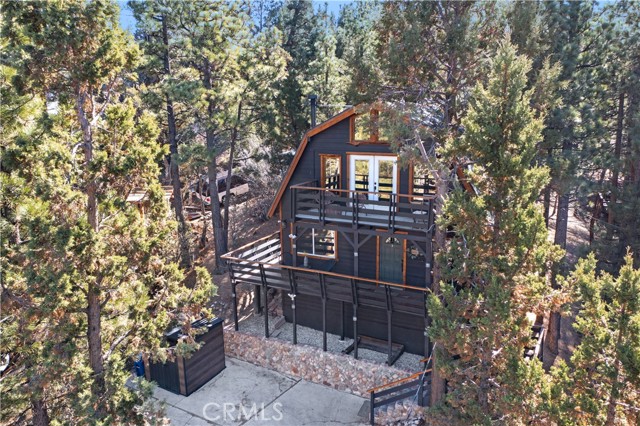 Detail Gallery Image 3 of 46 For 108 E Rainbow Bld, Big Bear City,  CA 92314 - 4 Beds | 1/1 Baths