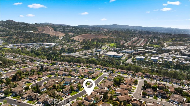 8449 E Meadowridge Street, Anaheim CA: https://media.crmls.org/medias/377f7099-0a4f-4b59-aa50-886a16f98e7b.jpg