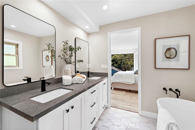 Detail Gallery Image 17 of 48 For 20672 Mountain View Rd, Trabuco Canyon,  CA 92679 - 4 Beds | 3/1 Baths