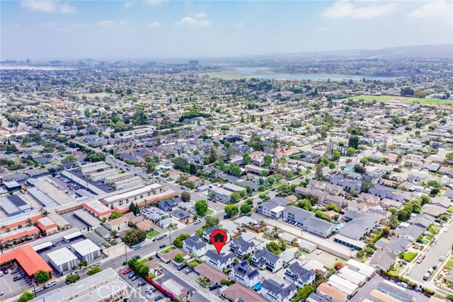 2077 Tablelands Way, Costa Mesa CA: https://media.crmls.org/medias/377fee38-f0ef-46a6-827e-154e05babdec.jpg