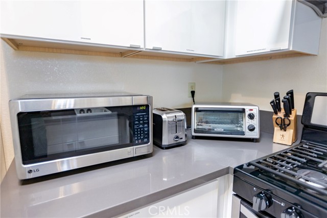 Detail Gallery Image 11 of 31 For 801 S 2nd St #4,  Alhambra,  CA 91801 - 3 Beds | 2 Baths