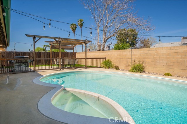 Image 29 of 45 For 40448 Marsha Court