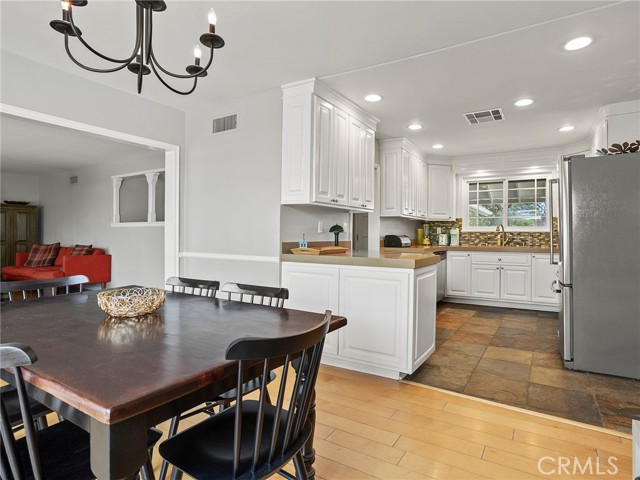 Detail Gallery Image 15 of 51 For 9710 Lubao Ave, Chatsworth,  CA 91311 - 3 Beds | 2 Baths