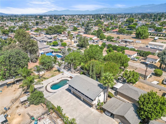 12596 Ross Avenue, Chino CA: https://media.crmls.org/medias/3782e3a0-f5c0-42af-b021-23c96117c0bb.jpg