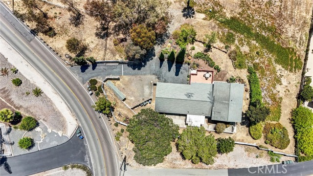 1800 Sunset Drive, Vista CA: https://media.crmls.org/medias/378364c5-63a9-4840-93b1-382200e71274.jpg