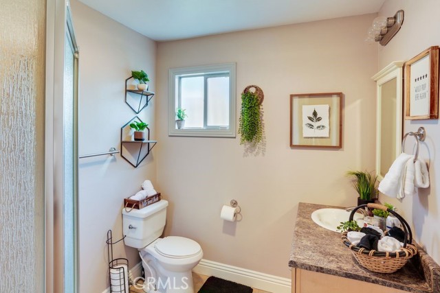 633 Arth Drive, Crestline CA: https://media.crmls.org/medias/3783c348-4fd0-460f-bf83-efb5d76baac4.jpg