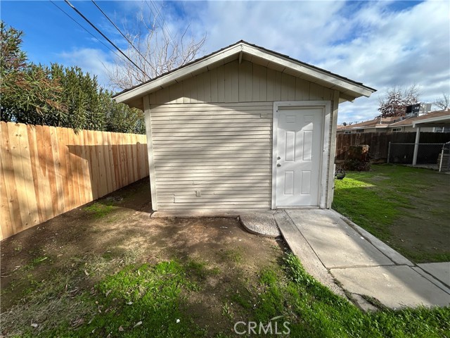 Detail Gallery Image 19 of 19 For 3733 Kenmore Dr, Fresno,  CA 93703 - 3 Beds | 2 Baths