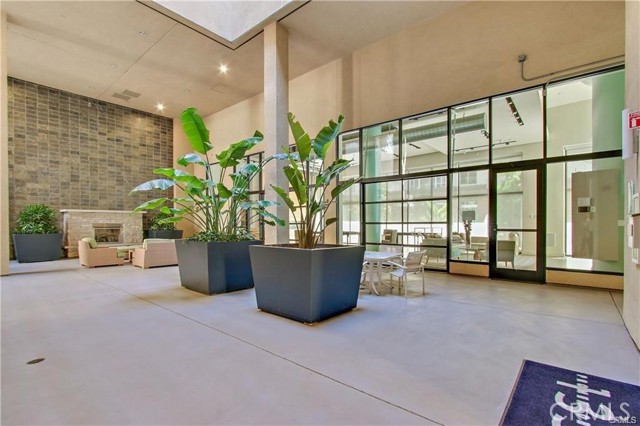 Detail Gallery Image 13 of 21 For 133 the Promenade #525,  Long Beach,  CA 90802 - 2 Beds | 2 Baths