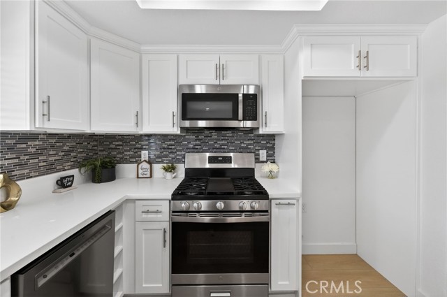 Detail Gallery Image 17 of 47 For 831 W Cerritos, Rialto,  CA 92376 - 3 Beds | 2 Baths