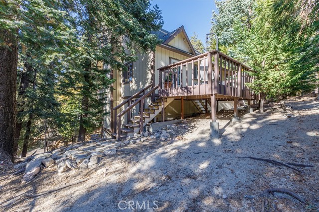 Detail Gallery Image 2 of 26 For 467 Cimarron Ln, Lake Arrowhead,  CA 92352 - 4 Beds | 2 Baths