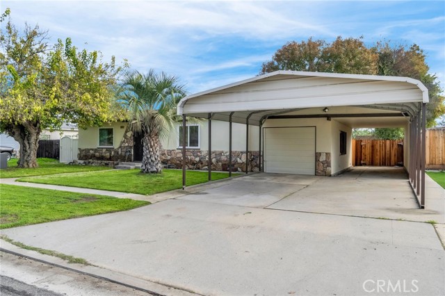 Detail Gallery Image 2 of 28 For 6048 N Del Mar, Fresno,  CA 93704 - 3 Beds | 2/1 Baths