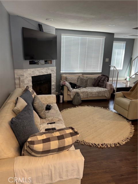 Detail Gallery Image 20 of 25 For 21720 Hart St #9,  Canoga Park,  CA 91303 - 2 Beds | 2 Baths