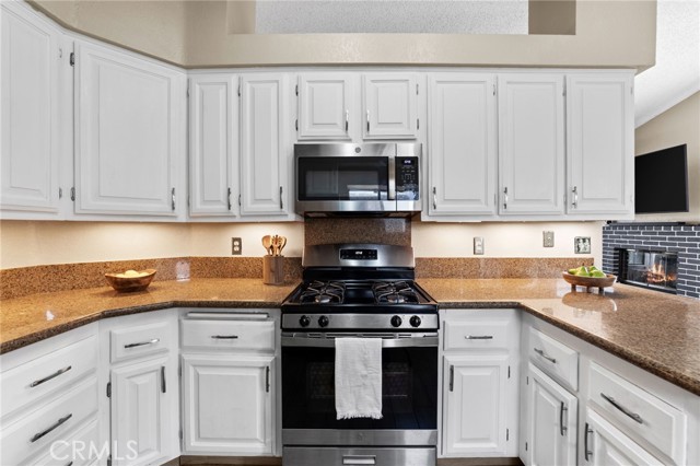 Detail Gallery Image 15 of 37 For 26337 Dracaea Ave, Moreno Valley,  CA 92555 - 3 Beds | 2 Baths