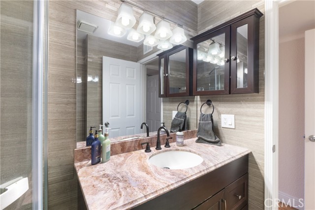 Detail Gallery Image 21 of 35 For 1100 Euclid Ave #304,  Long Beach,  CA 90804 - 2 Beds | 2 Baths