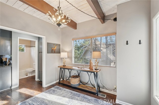 Detail Gallery Image 6 of 33 For 195 Birchwood Dr, Lake Arrowhead,  CA 92352 - 3 Beds | 3/1 Baths