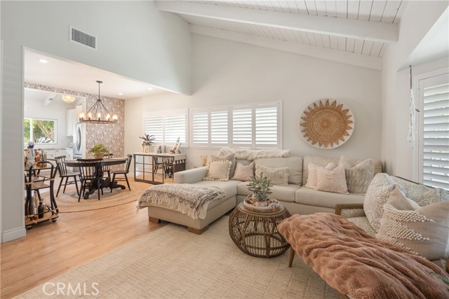 Detail Gallery Image 30 of 61 For 13822 Henstridge Cir, Tustin,  CA 92780 - 4 Beds | 3 Baths