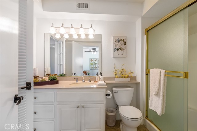 8042 Driftwood Drive, Huntington Beach CA: https://media.crmls.org/medias/378872d1-1932-4a17-a19f-fea040c80df6.jpg