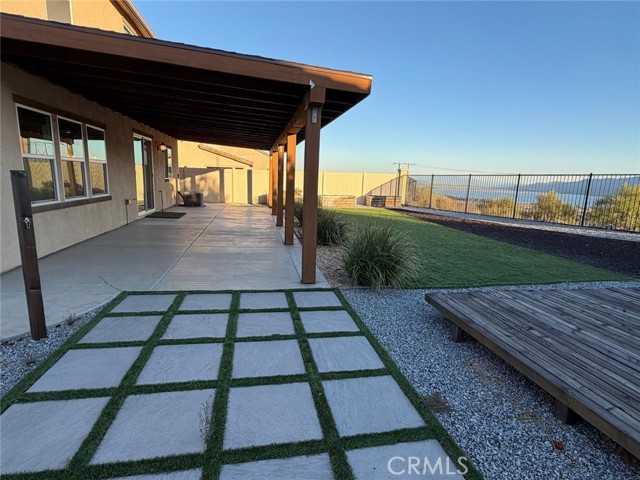 Detail Gallery Image 7 of 31 For 4009 Elderberry, Lake Elsinore,  CA 92530 - 5 Beds | 2/1 Baths