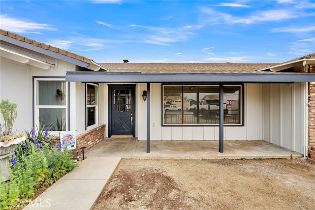 Detail Gallery Image 3 of 57 For 2540 Vine Ave, Norco,  CA 92860 - 5 Beds | 2/1 Baths