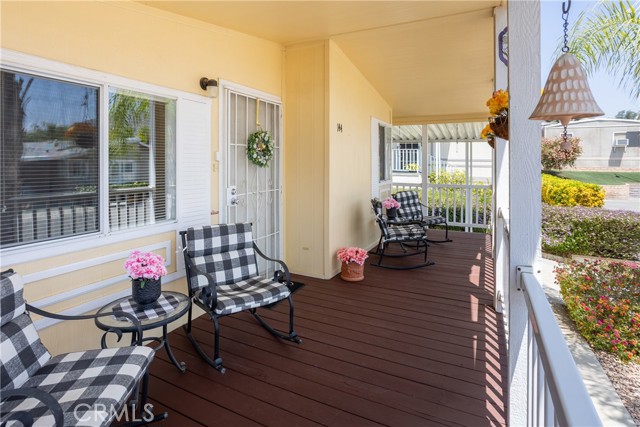 Detail Gallery Image 4 of 41 For 32600 32600 Old Highway 74 Space  144, Hemet,  CA 92545 - 2 Beds | 2 Baths