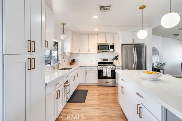 Detail Gallery Image 9 of 28 For 4080 Pedley #155,  Jurupa Valley,  CA 92509 - 3 Beds | 2 Baths