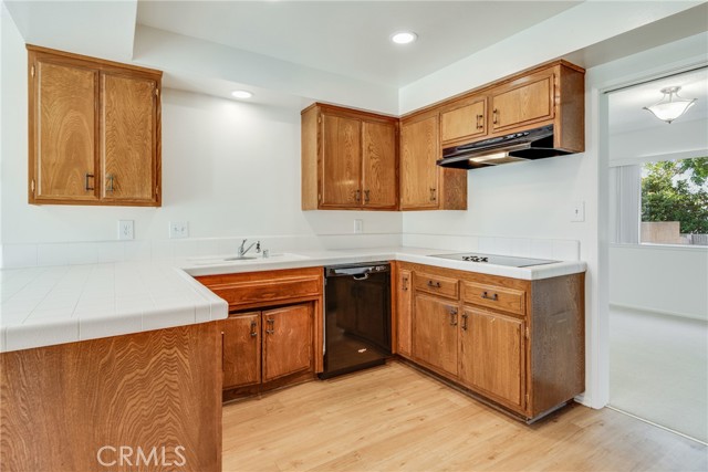 33 Via Sevilla, Rolling Hills Estates, California 90274, 2 Bedrooms Bedrooms, ,3 BathroomsBathrooms,Residential,Sold,Via Sevilla,PV22190375