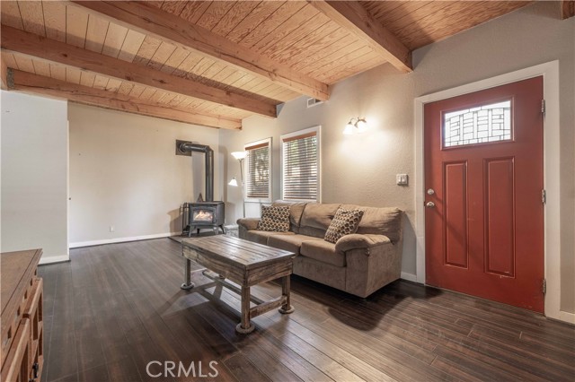 Detail Gallery Image 6 of 43 For 276 Stanford Way, Big Bear City,  CA 92314 - 4 Beds | 2 Baths