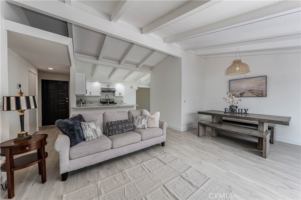 10161 Aldgate Avenue