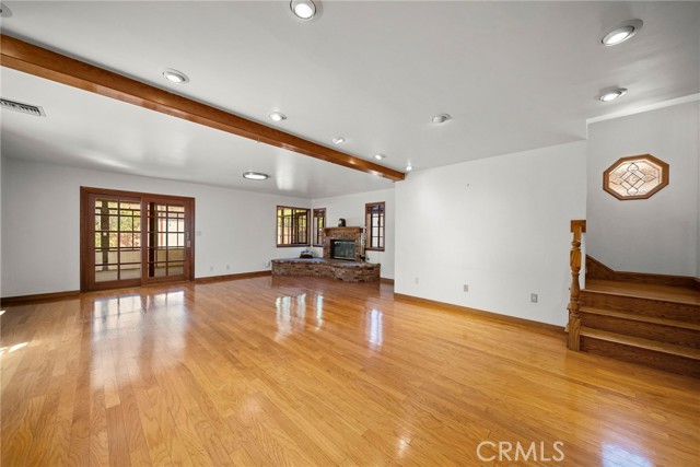 Detail Gallery Image 5 of 27 For 917 N Huntington, San Fernando,  CA 91340 - 4 Beds | 3 Baths