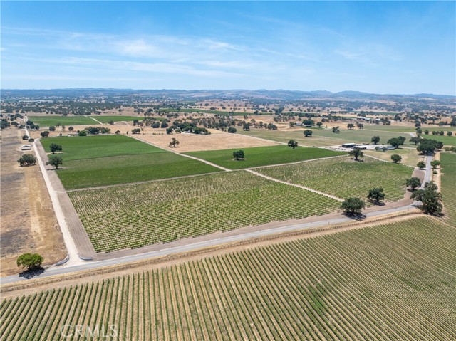Detail Gallery Image 30 of 33 For 5275 Camp 8 Rd, Paso Robles,  CA 93446 - 12 Beds | 7/1 Baths