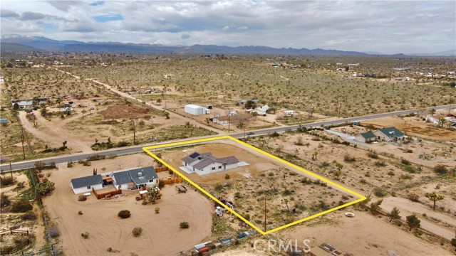 Image 2 for 59325 Canterbury St, Yucca Valley, CA 92284