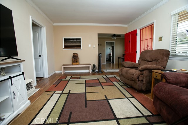 Detail Gallery Image 9 of 58 For 16802 Virginia Ave, Bellflower,  CA 90706 - 4 Beds | 1/1 Baths