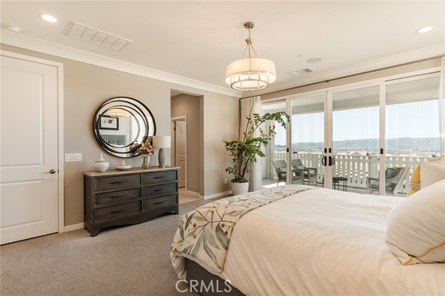 Detail Gallery Image 25 of 75 For 18108 Esker Ln, Canyon Country,  CA 91350 - 5 Beds | 3 Baths