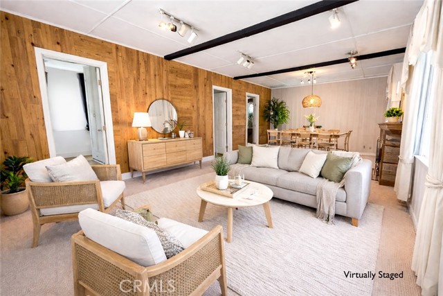 Detail Gallery Image 2 of 24 For 7445 Orion #1,  Van Nuys,  CA 91406 - 2 Beds | 1 Baths