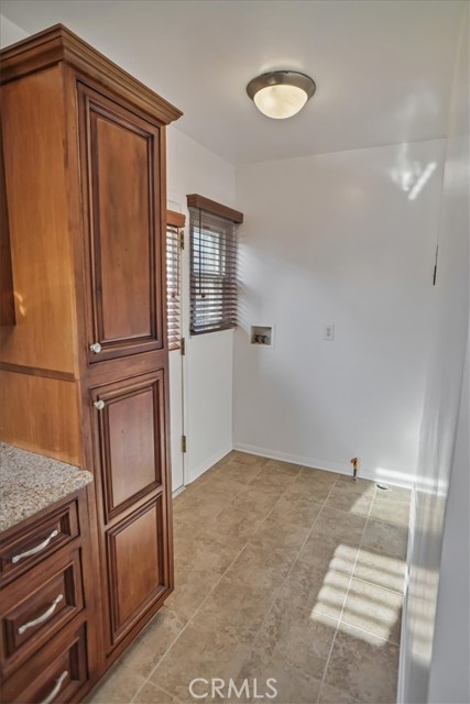 2026 N Evergreen Street, Burbank CA: https://media.crmls.org/medias/378fad63-d933-4bbd-b466-6d1f6140180a.jpg