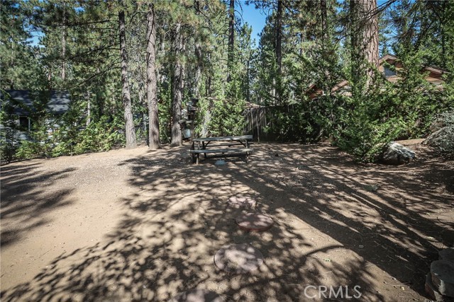 Detail Gallery Image 29 of 34 For 41490 Comstock Ln, Big Bear Lake,  CA 92315 - 3 Beds | 2 Baths