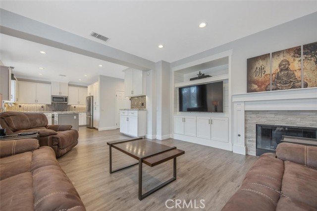 Detail Gallery Image 8 of 34 For 28534 Old Spanish Trl, Saugus,  CA 91390 - 4 Beds | 3 Baths