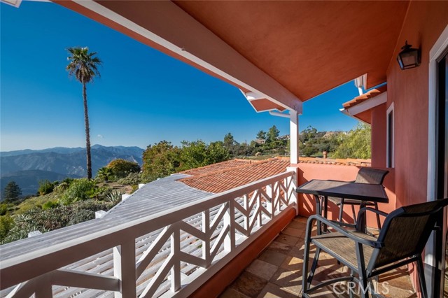 Detail Gallery Image 35 of 74 For 135 Loma Metisse Rd, Malibu,  CA 90265 - 5 Beds | 3/1 Baths