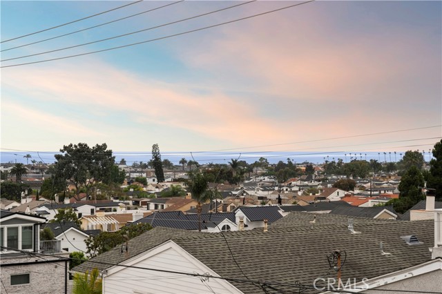 3731 5th Avenue, Corona del Mar CA: https://media.crmls.org/medias/379066da-9dda-4143-9377-3d2544a2f8b5.jpg