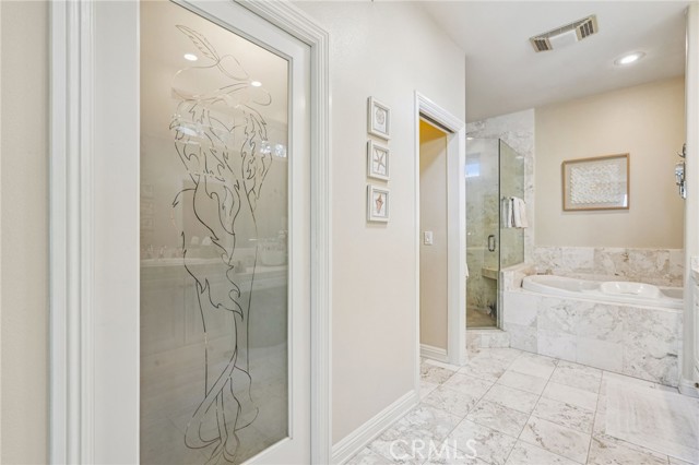 11272 Weatherby Road, Los Alamitos CA: https://media.crmls.org/medias/3790eed2-94d6-4ae6-b129-b48515bef4a3.jpg