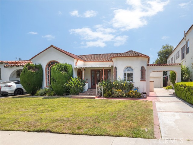 MLS# SB23112852