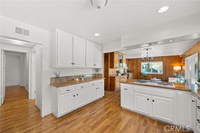 Detail Gallery Image 11 of 47 For 1424 E Vine Ave, West Covina,  CA 91791 - 4 Beds | 2/1 Baths