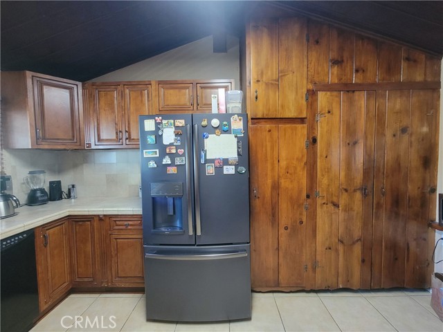 7161 N Atlantic Place, Long Beach CA: https://media.crmls.org/medias/3793f590-a28e-4a7a-b215-dc8a835cf9e1.jpg