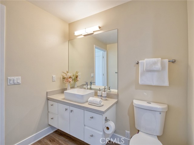 56 E Duarte Road, Arcadia CA: https://media.crmls.org/medias/37946bf8-e5f0-45f5-8865-27f2774286f9.jpg