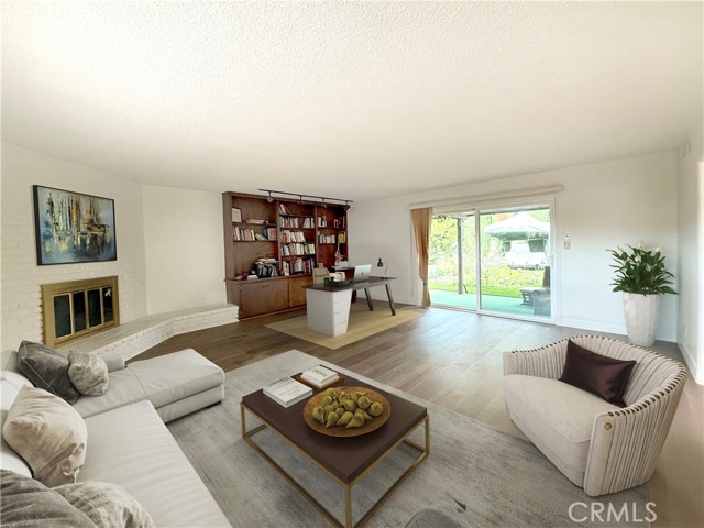 Detail Gallery Image 2 of 15 For 12741 Amethyst St, Garden Grove,  CA 92845 - 4 Beds | 2 Baths