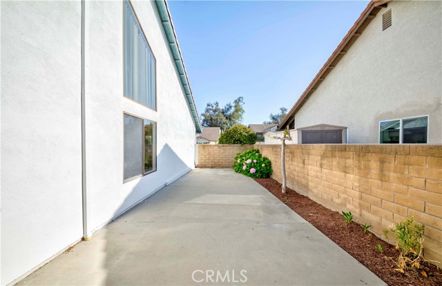 2107 Winterwood Drive, Fullerton CA: https://media.crmls.org/medias/3794f85d-d606-4b7a-a769-a0eda72df57d.jpg