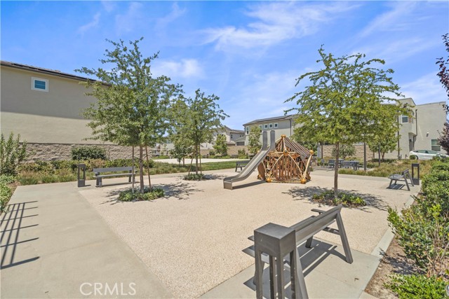 251 Brackens, Lake Forest CA: https://media.crmls.org/medias/3795776f-e7ab-4f1d-91c5-cea9073d5e8e.jpg