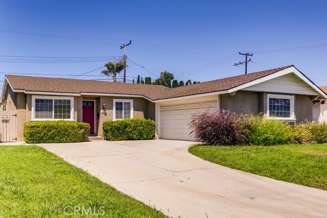 6451 Alexandria Dr, Huntington Beach, CA 92647